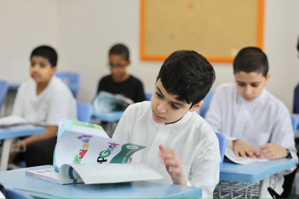 حل كتاب النشاط انجليزي ثالث ابتدائي1